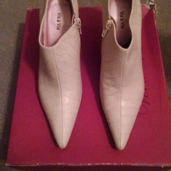 VIS A VIE "Alannis" Shoe Boot Bootie ~ Bone Croco - Picture 4 of 8